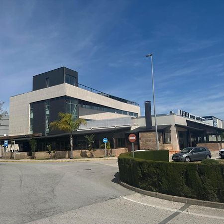勒夫利特圣路卡酒店 桑路卡拉马尤 外观 照片
