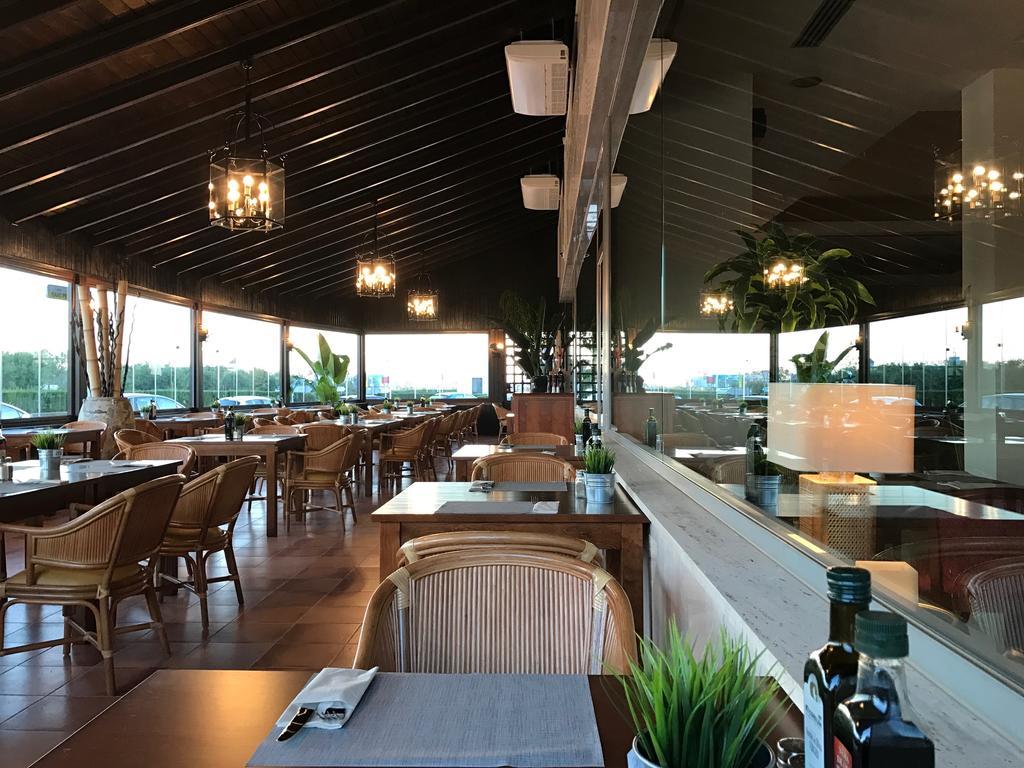 勒夫利特圣路卡酒店 桑路卡拉马尤 外观 照片
